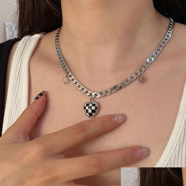 pendant necklaces sweet korean black white grid choker cow pattern heart metal necklace for women girls vacation jewelry simple love dhc28, Silver
pendant necklaces sweet korean black white grid choker cow pattern heart metal necklace for women girls vacation jewelry simple love dhc28, Silver