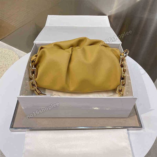 handbags bottegas designer venetas underarm genuine handbag leather thick chain bags ladies wallet purse fashion luxury cloud shape nine cho
handbags bottegas designer venetas underarm genuine handbag leather thick chain bags ladies wallet purse fashion luxury cloud shape nine cho