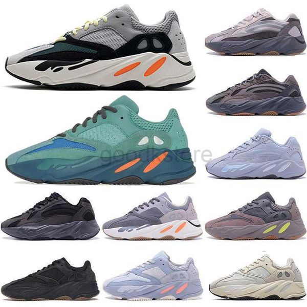reflective 700 v2 running shoes 3m static runner inertia wave tephra solid grey utility black designer men women sport sneakers eur 36-45
reflective 700 v2 running shoes 3m static runner inertia wave tephra solid grey utility black designer men women sport sneakers eur 36-45