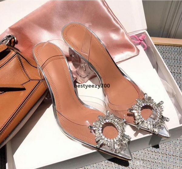 shoe amina muaddi 2021 official quality shoes begum crystal-embellished pvc slingback pumps xcj, Black
shoe amina muaddi 2021 official quality shoes begum crystal-embellished pvc slingback pumps xcj, Black