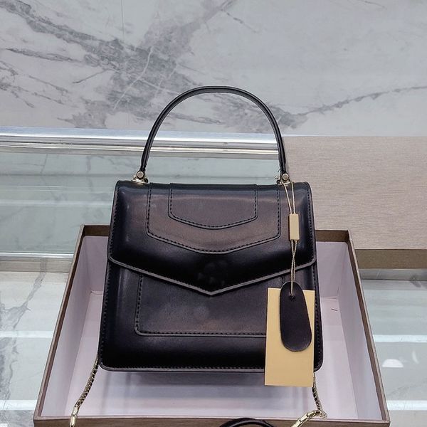 chain crossbody bag shoulder messenger handbags organ bags snakehead clasp hardware flip wallet small mirror cowhide leather quality handbag
chain crossbody bag shoulder messenger handbags organ bags snakehead clasp hardware flip wallet small mirror cowhide leather quality handbag