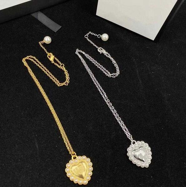 plated dangle designers letters necklaces luxury brand women pearl heart pendant necklaces wedding party jewerlry accessories clavicle chain, Silver
plated dangle designers letters necklaces luxury brand women pearl heart pendant necklaces wedding party jewerlry accessories clavicle chain, Silver