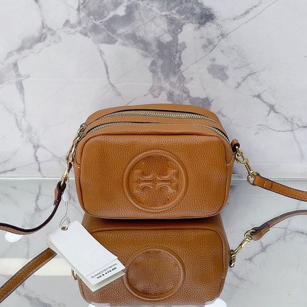 chain camera bag shoulder messenger bags crossbody handbags hardware embossed letters multi pochette cowhide leather purse zip fashion walle
chain camera bag shoulder messenger bags crossbody handbags hardware embossed letters multi pochette cowhide leather purse zip fashion walle