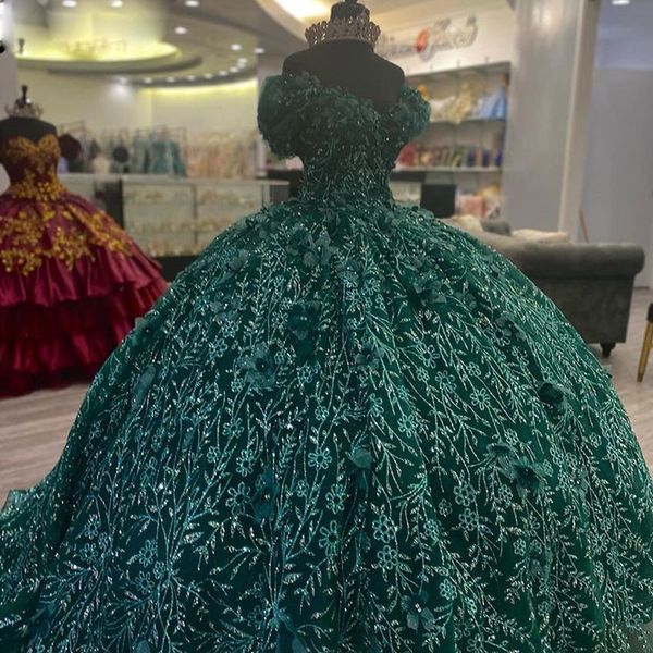 emerald green quinceanera dresses off shoulder glitter lace-up corset sweet 15 gown 3d flower sequin vestidos de xv anos, Blue;red
emerald green quinceanera dresses off shoulder glitter lace-up corset sweet 15 gown 3d flower sequin vestidos de xv anos, Blue;red