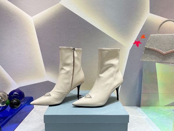 designer women roman stud calfskin combat boots lady fashion ankle boot leather rivet winter flat sneakers size eur 35-40 -l034, Black
designer women roman stud calfskin combat boots lady fashion ankle boot leather rivet winter flat sneakers size eur 35-40 -l034, Black