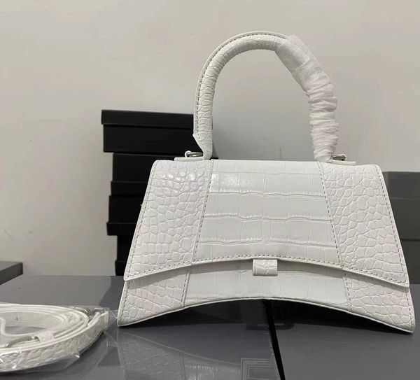 backpacks designer handbag ladies fashion shoulder wallet crocodile moon diagonal wallet color multiple choice
backpacks designer handbag ladies fashion shoulder wallet crocodile moon diagonal wallet color multiple choice