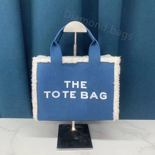 imitation autumn winter tote bag women's vintage large capacity woolen cloth handle handbag simple shoulder messenger bag
imitation autumn winter tote bag women's vintage large capacity woolen cloth handle handbag simple shoulder messenger bag