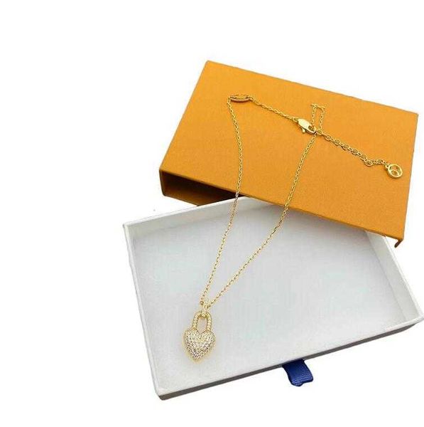 fashion gold lock necklaces women letter design classics luxury brand crystal inlay women party wedding necklace gift elegance, Silver
fashion gold lock necklaces women letter design classics luxury brand crystal inlay women party wedding necklace gift elegance, Silver