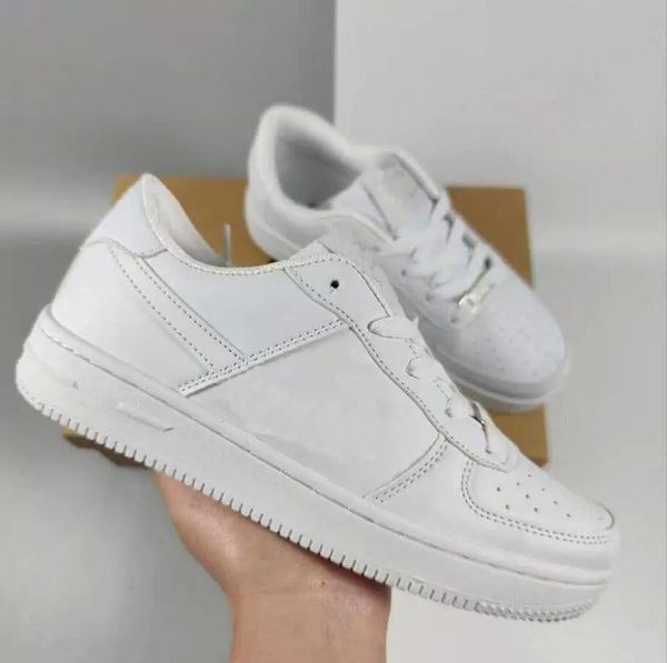 classic shoes sneakers fashion men women low white black leather casual flat skateboard sports sb36-44 dress shoe
classic shoes sneakers fashion men women low white black leather casual flat skateboard sports sb36-44 dress shoe