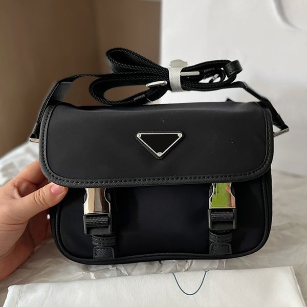 pravda prade prads luxury designer fashion bags womens cross body canvas shoulder lady chains purses composite chest tote messenger hobo 35h
pravda prade prads luxury designer fashion bags womens cross body canvas shoulder lady chains purses composite chest tote messenger hobo 35h