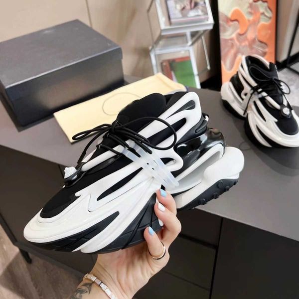 designer sports balman shoes trendy sneakers 2022 space spaceship couple shock absorbing daddy submarine heightening
designer sports balman shoes trendy sneakers 2022 space spaceship couple shock absorbing daddy submarine heightening
