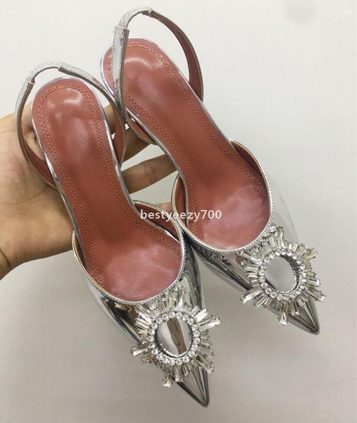 shoe amina muaddi 2021 perfect official quality begum crystal-embellished satin slingback pumps crystal elasticated slingback strap mkg, Black
shoe amina muaddi 2021 perfect official quality begum crystal-embellished satin slingback pumps crystal elasticated slingback strap mkg, Black