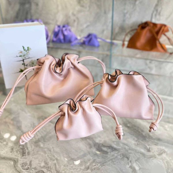 designer shoulder bags drawstring lucky bag womens handbag shoulder soft leather luxury brand crossbody purses female cloud bucket 220920
designer shoulder bags drawstring lucky bag womens handbag shoulder soft leather luxury brand crossbody purses female cloud bucket 220920