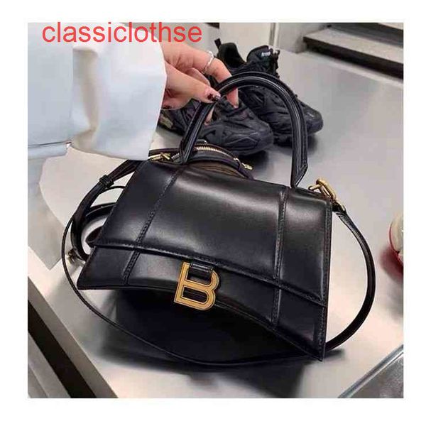 designer balencaigs hourglass shoulder bags outlet uk french small crowd bag women 2022 new high sense b family crocodile pattern hourglass
designer balencaigs hourglass shoulder bags outlet uk french small crowd bag women 2022 new high sense b family crocodile pattern hourglass