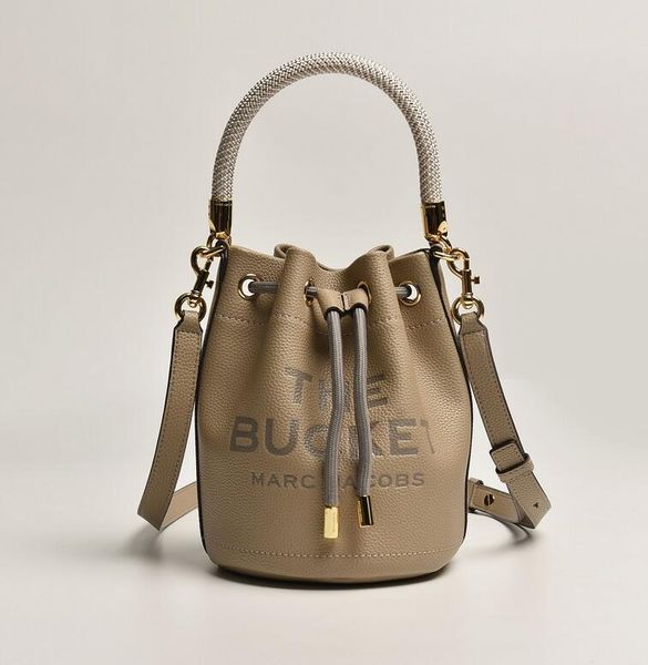 ash 199usd 45060 16x21x16cm vip 2022 fashion bags custom vip order new sale wholesale dropshipping links money
ash 199usd 45060 16x21x16cm vip 2022 fashion bags custom vip order new sale wholesale dropshipping links money