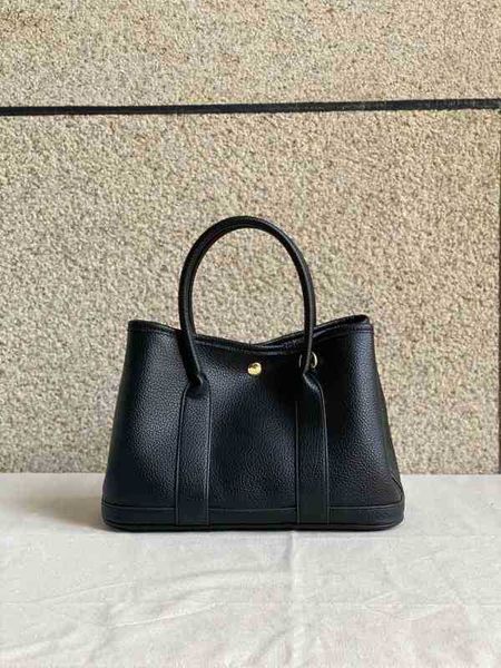 garden party totes herme women designers straight garden bag fashion large capacity shopping one shoulder diagonal carrying tote commuter wi
garden party totes herme women designers straight garden bag fashion large capacity shopping one shoulder diagonal carrying tote commuter wi
