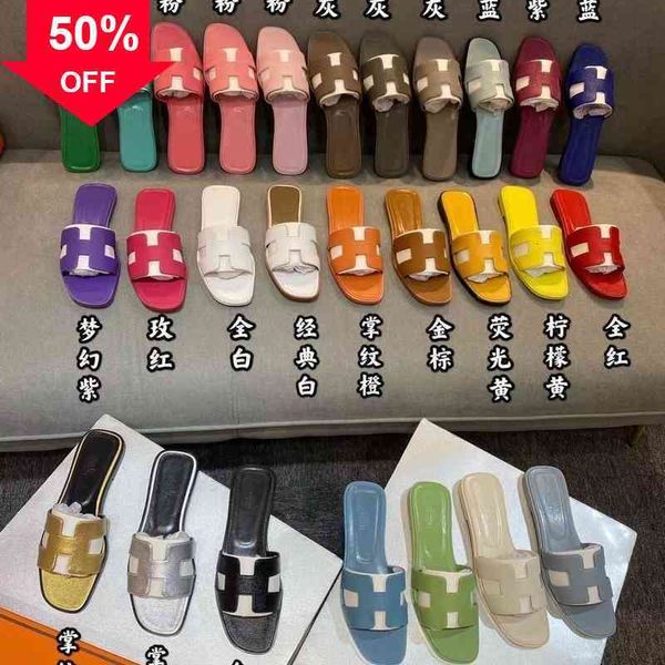 luxury h herme slippers shoes h family women's summer 2022 new versatile color matching leather flip flops wear flat bottomed beach san, Black
luxury h herme slippers shoes h family women's summer 2022 new versatile color matching leather flip flops wear flat bottomed beach san, Black