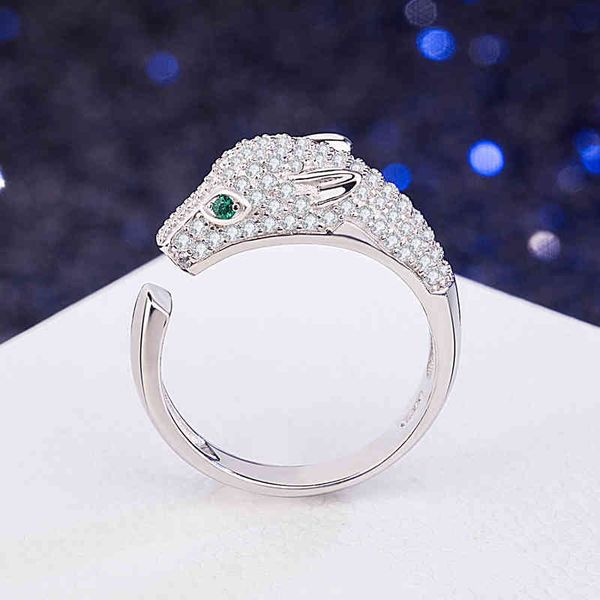 luxury matching leopard head women's ring copper plated electroplated micro set zircon, Silver
luxury matching leopard head women's ring copper plated electroplated micro set zircon, Silver