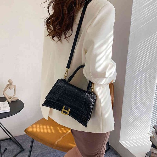 designer balencaigs hourglass shoulder bags outlet uk bag for women in summer 2022 fashionable and niche design single room diagonal hand ho
designer balencaigs hourglass shoulder bags outlet uk bag for women in summer 2022 fashionable and niche design single room diagonal hand ho