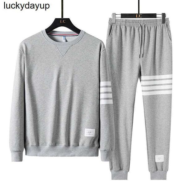 men's tracksuits designer tb round neck sweater set winter fashion simple two-piece set fashion streetwear sport male suit, Gray
men's tracksuits designer tb round neck sweater set winter fashion simple two-piece set fashion streetwear sport male suit, Gray