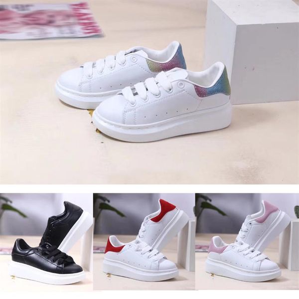 2021 cut low classic casual trainer children boy girl kids skate sneaker fashion sport shoes size24-35251r, Black;red
2021 cut low classic casual trainer children boy girl kids skate sneaker fashion sport shoes size24-35251r, Black;red