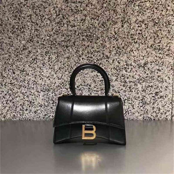 designer balencigas handbags bag hourglass women's crocodile mini handbag messenger shoulder
designer balencigas handbags bag hourglass women's crocodile mini handbag messenger shoulder