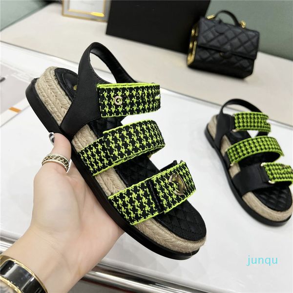 channel fashion sandals the latest style comfortable soft men and women flat bottom letter summer casual slippers 02 m5c7, Black
channel fashion sandals the latest style comfortable soft men and women flat bottom letter summer casual slippers 02 m5c7, Black