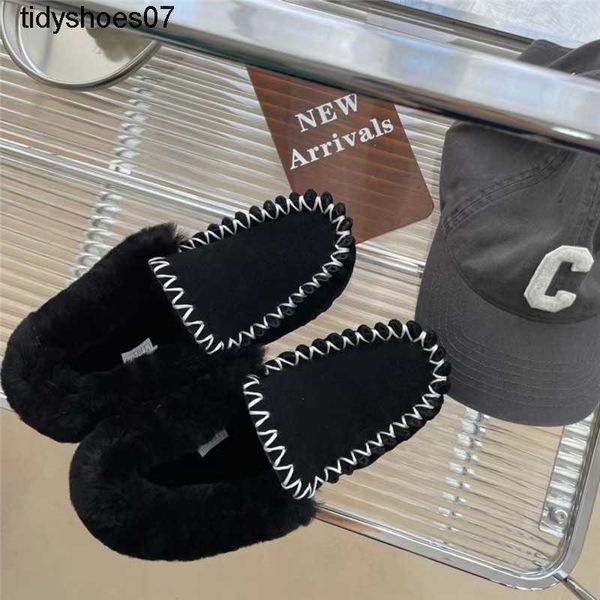 fur integrated snow boots comfortable warmth winter new snow cotton bun shoes, Black
fur integrated snow boots comfortable warmth winter new snow cotton bun shoes, Black