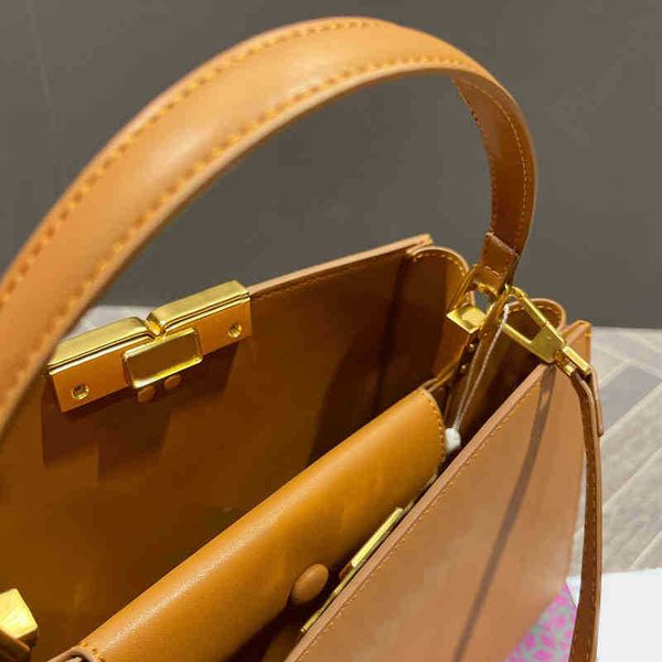designer luxury women bag torys handbag tb fashion inclined shoulder bags versatile purses tories burchs totes large capacity saddle wallet
designer luxury women bag torys handbag tb fashion inclined shoulder bags versatile purses tories burchs totes large capacity saddle wallet