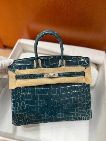 designers handbags herme birkin bags high gloss nile shiny crocodile skin women's 25 portable shoulder handmade wax thread h family din
designers handbags herme birkin bags high gloss nile shiny crocodile skin women's 25 portable shoulder handmade wax thread h family din