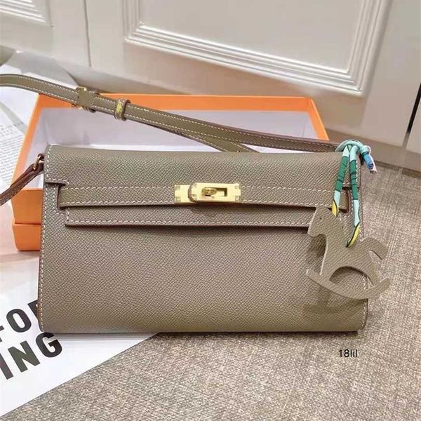h ermes designer h ermes lies bags palm grain leather small wallet cross body lock bag versatile one shoulder mobile phone 2023 square d2n3
h ermes designer h ermes lies bags palm grain leather small wallet cross body lock bag versatile one shoulder mobile phone 2023 square d2n3