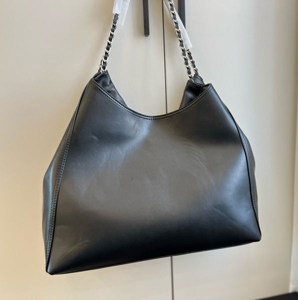 luxury single shoulder underarm bag designer retro solid leather ladies new handbag fashion multifunctional large-capacity woven chain shopp
luxury single shoulder underarm bag designer retro solid leather ladies new handbag fashion multifunctional large-capacity woven chain shopp