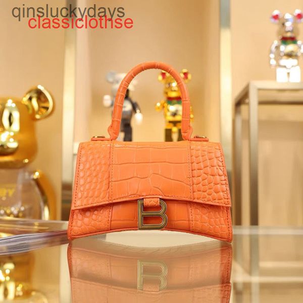 designer balencaigs hourglass shoulder bags outlet uk 2022 new spring and autumn versatile crocodile sandglass
designer balencaigs hourglass shoulder bags outlet uk 2022 new spring and autumn versatile crocodile sandglass