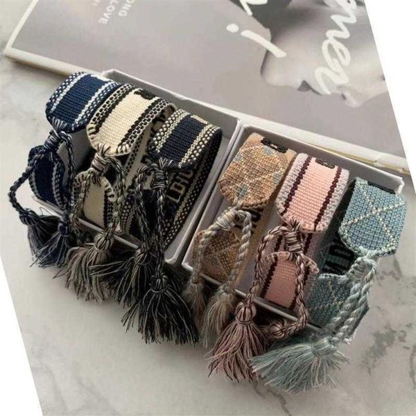 luxury designer jewelry women men bracelets fashion braided tassel bracelet style embroidered lovers bracelets gift party 252q, Golden;silver
luxury designer jewelry women men bracelets fashion braided tassel bracelet style embroidered lovers bracelets gift party 252q, Golden;silver