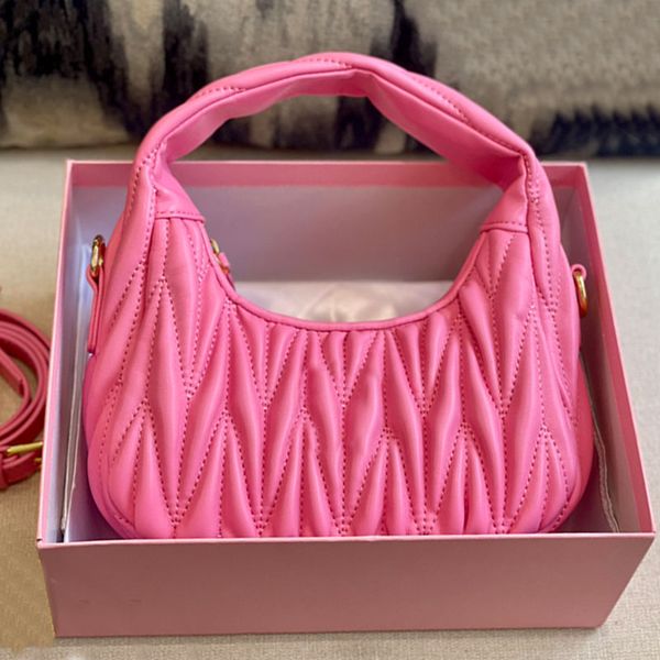 armpit shoulder bag wristlet handbags pleated tote bags plain metal hardware letter zipper closure leather material removable strap cell pho
armpit shoulder bag wristlet handbags pleated tote bags plain metal hardware letter zipper closure leather material removable strap cell pho