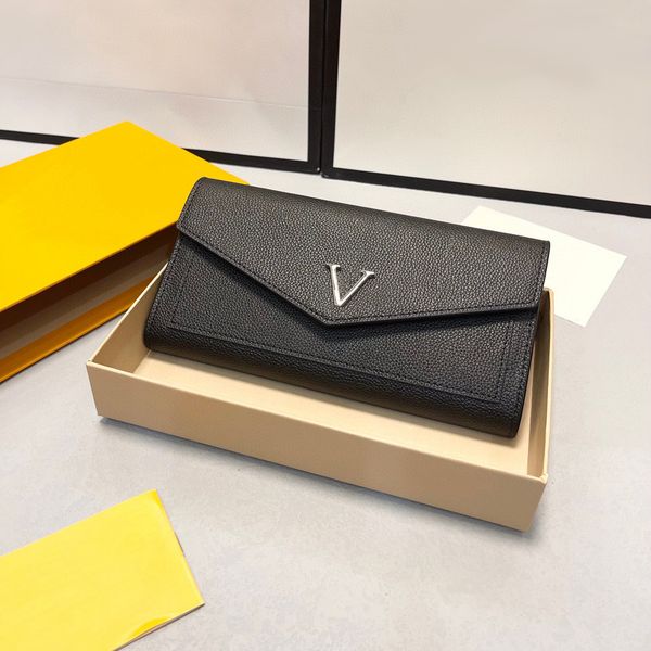 casual letter buckle wallets mens womens leather passport cardholder holder purse card holder designer coin purses, Red;black
casual letter buckle wallets mens womens leather passport cardholder holder purse card holder designer coin purses, Red;black