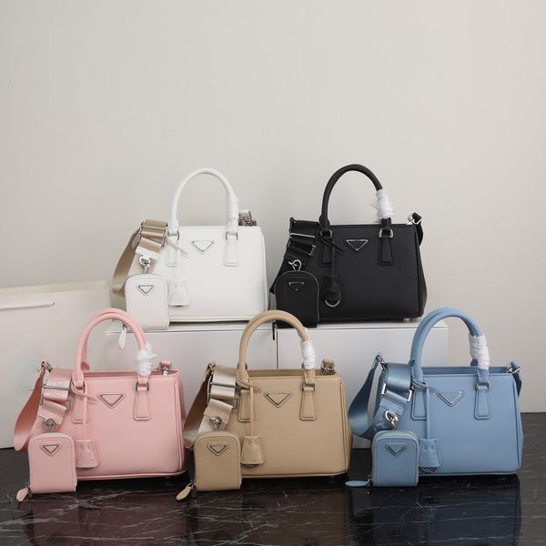 luxury tote bag designer retro triangle logo leather ladies new handbag fashion multifunctional large-capacity one-shoulder diagonal mother-
luxury tote bag designer retro triangle logo leather ladies new handbag fashion multifunctional large-capacity one-shoulder diagonal mother-