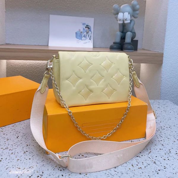 cosmetic bags cases evening bags women shoulder bubblegram bags quilted flowers gold metal hardware soft leather designer bag detachable adj
cosmetic bags cases evening bags women shoulder bubblegram bags quilted flowers gold metal hardware soft leather designer bag detachable adj
