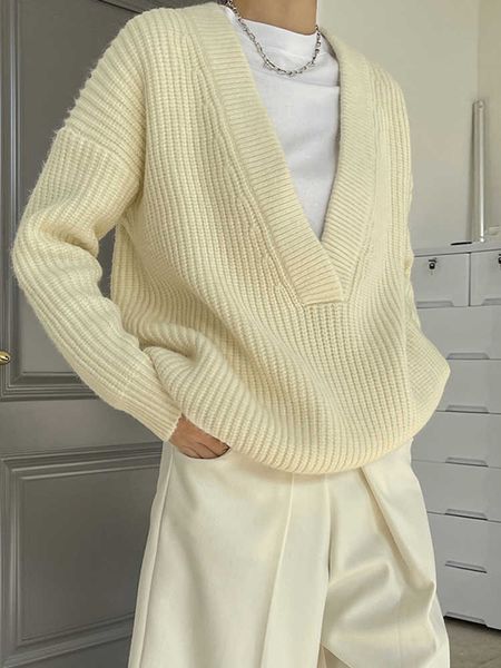 women's sweaters jmprs thick winter women sweater loose vhals soft sweater jumper warm oversize casual designed european style knitted, White;black
women's sweaters jmprs thick winter women sweater loose vhals soft sweater jumper warm oversize casual designed european style knitted, White;black