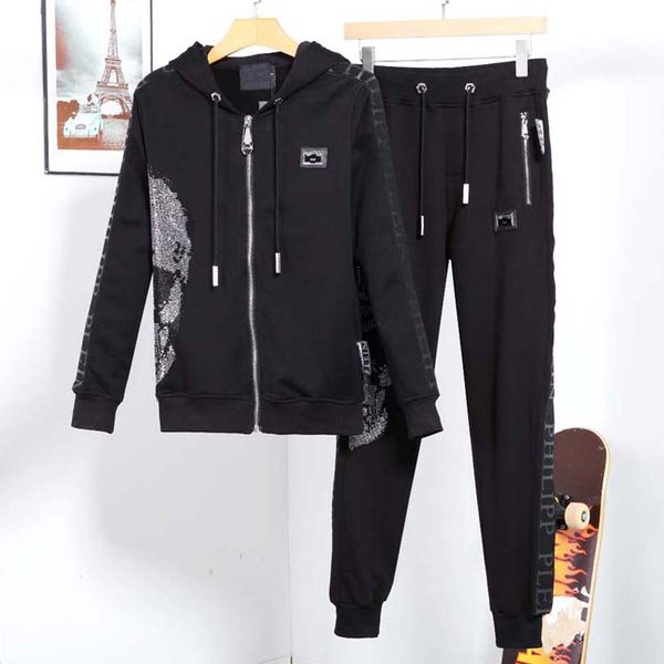 2022 men designer tracksuits fashion two pieces set casual jacket pants clothing suit sport style loose sportwear -xlll 06, Gray
2022 men designer tracksuits fashion two pieces set casual jacket pants clothing suit sport style loose sportwear -xlll 06, Gray