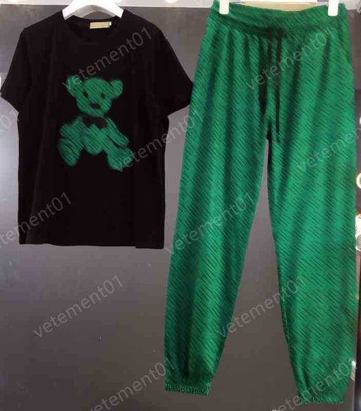 womens two piece pants stylish logo print t-shirt with green jacquard skinny pants 2 piece sets luxury designer tracksuits women clothing, White
womens two piece pants stylish logo print t-shirt with green jacquard skinny pants 2 piece sets luxury designer tracksuits women clothing, White