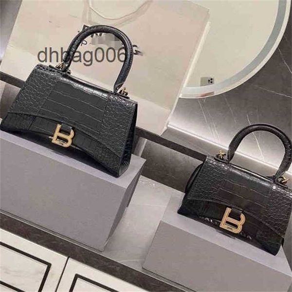 designer bags hourglass 22s cowhide shaped bag crocodile pattern handbag single shoulder messenger balencigaas
designer bags hourglass 22s cowhide shaped bag crocodile pattern handbag single shoulder messenger balencigaas