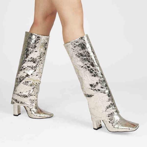 boots european and american style thick heeled folding high boots without laces silver boots large size women's shoes in winter 220913, Black
boots european and american style thick heeled folding high boots without laces silver boots large size women's shoes in winter 220913, Black