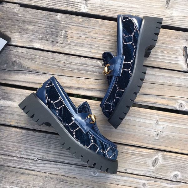 casual shoes designer sneakers luxury sneaker c brand man woman designer trainer genuine leather ace slipper sandal slide by99 w136 02, Black
casual shoes designer sneakers luxury sneaker c brand man woman designer trainer genuine leather ace slipper sandal slide by99 w136 02, Black