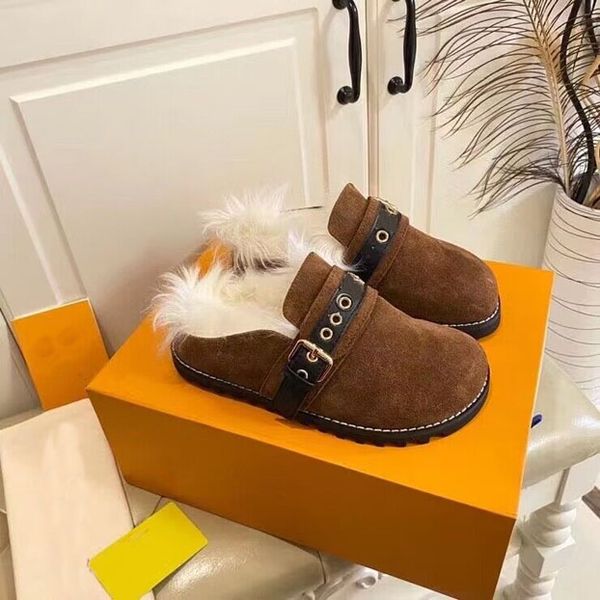 designer women's fuller slippers non slip rubber thick sole fashionable new style suitable for various places or outdoor activities 35-, Black
designer women's fuller slippers non slip rubber thick sole fashionable new style suitable for various places or outdoor activities 35-, Black