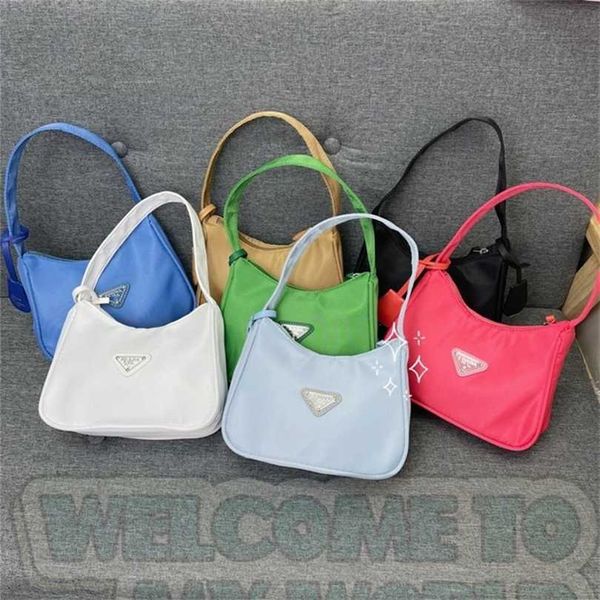 70% off 2023 designer bag family hobo nylon stick women's hand single middle ancient armpit
70% off 2023 designer bag family hobo nylon stick women's hand single middle ancient armpit