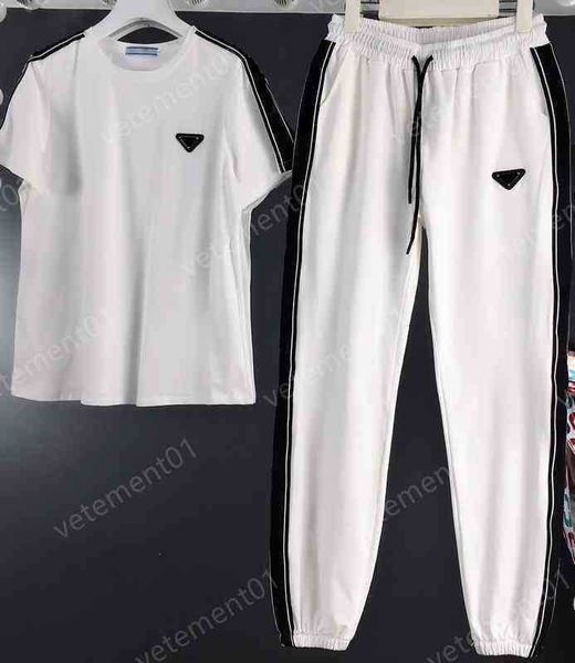 womens two piece pants triangular letter print short-sleeved t-shirt with loose trousers 2 piece sets luxury designer tracksuits women cloth, White
womens two piece pants triangular letter print short-sleeved t-shirt with loose trousers 2 piece sets luxury designer tracksuits women cloth, White