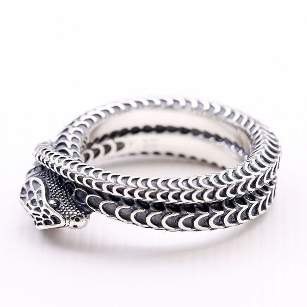 new fashion designer luxury rings mens and womens silver band skeleton couples ring jewelry personalized simple holiday gifts
new fashion designer luxury rings mens and womens silver band skeleton couples ring jewelry personalized simple holiday gifts