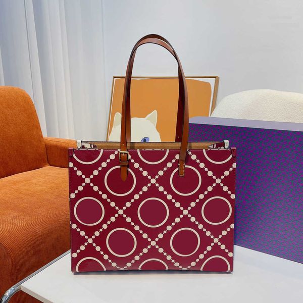 designer luxury women the tote bag fashion versatile handbags shoulder crossbody bags purse tories totes large capacity saddle wallets 7a r8
designer luxury women the tote bag fashion versatile handbags shoulder crossbody bags purse tories totes large capacity saddle wallets 7a r8