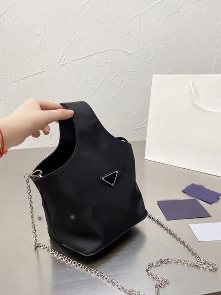 shoulder bags bags shoulder messenger for women large-capacity vegetable basket handbag simple casual designer crossbody purse shopping wall
shoulder bags bags shoulder messenger for women large-capacity vegetable basket handbag simple casual designer crossbody purse shopping wall